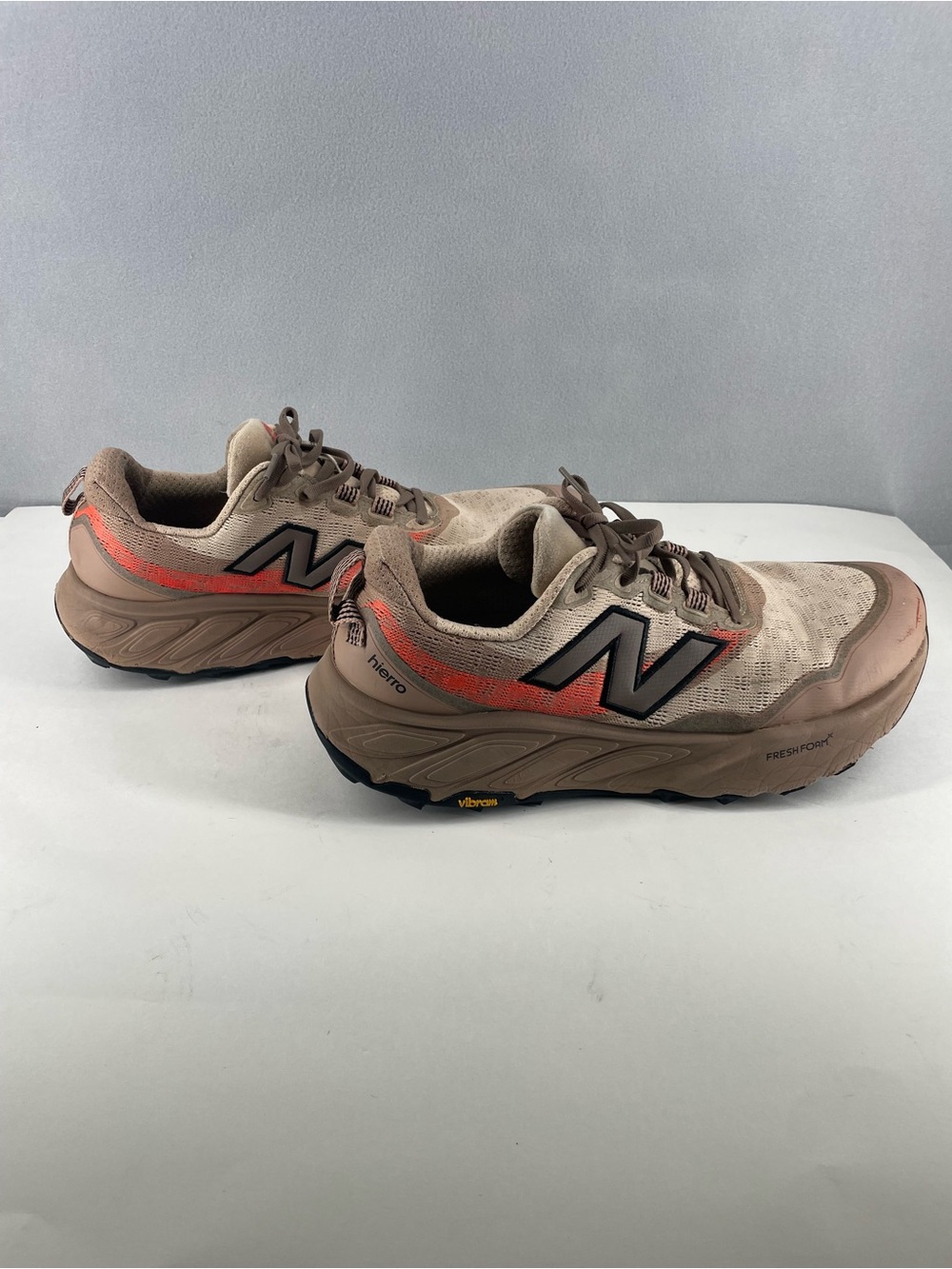 New Balance Fresh Foam X Hierro v9 Men's Size 13 2E Angora Black Clay MTHIERV9